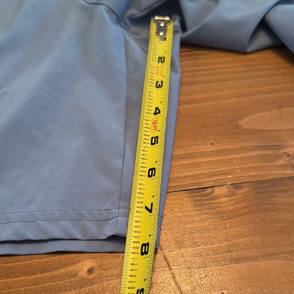 Gray Athletic Shorts with Elastic Waistband and Performance Fabric - Picture 9 of 13